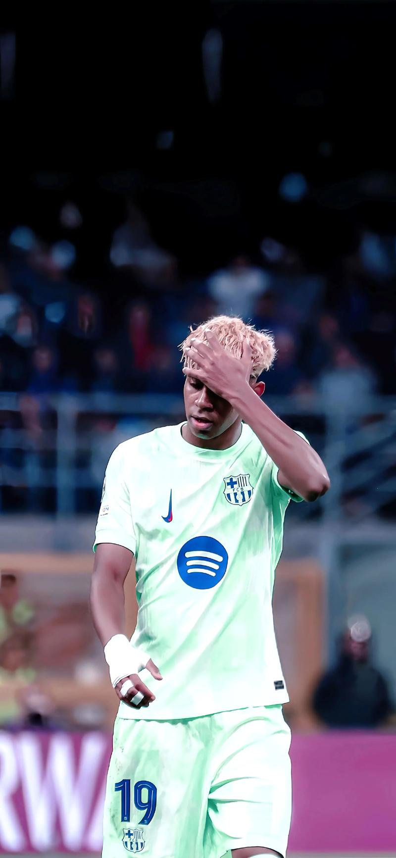 康宁汉姆29+10+8率队大胜，个人高效砍下准三双