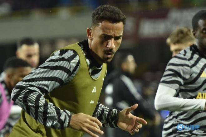 CBA俱乐部杯-张宁21+7徐昕8分，陈国豪首秀山西险胜广州